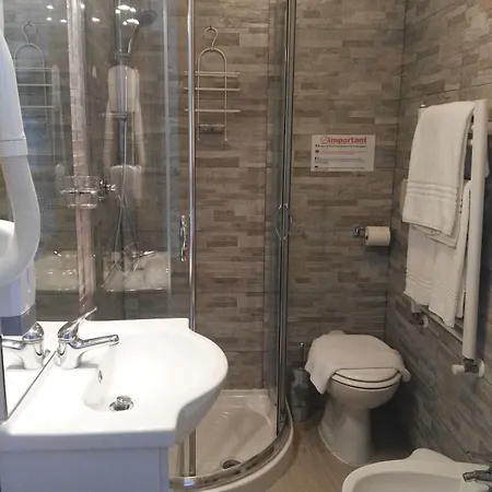 Agli Horti Sallustiani 3*