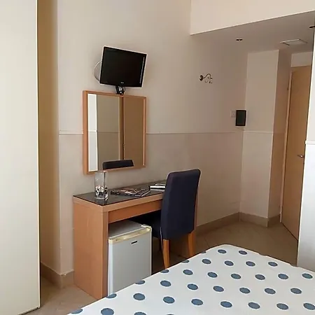 Bed & Breakfast Agli Horti Sallustiani 3*