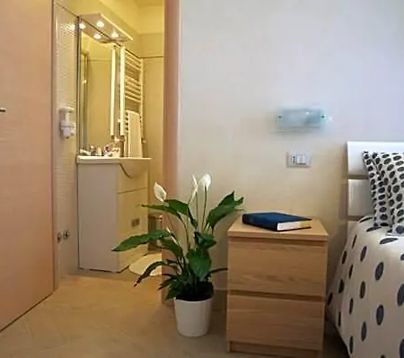 Agli Horti Sallustiani Bed & Breakfast 3*